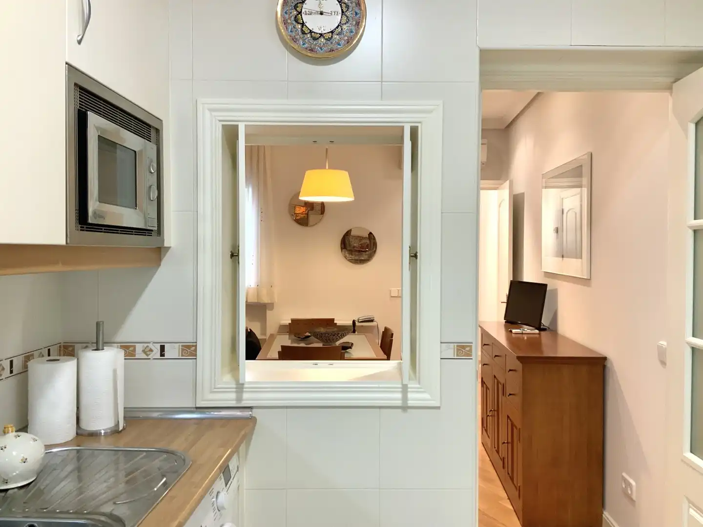 Flat for rent in Madrid  with Air Conditioner, Heating and Furnished