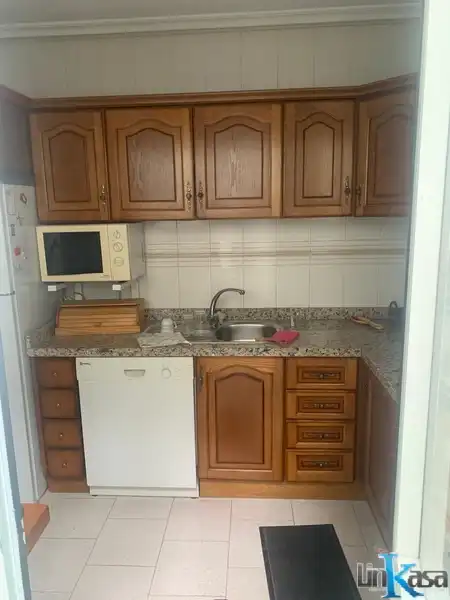 Cuina de Casa o xalet en venda en Linares amb Terrassa i Balcó