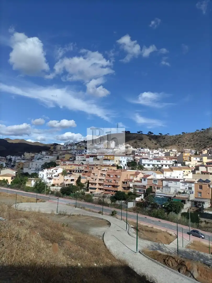 Vista exterior de Casa adosada en venta en Málaga con Jardín privado