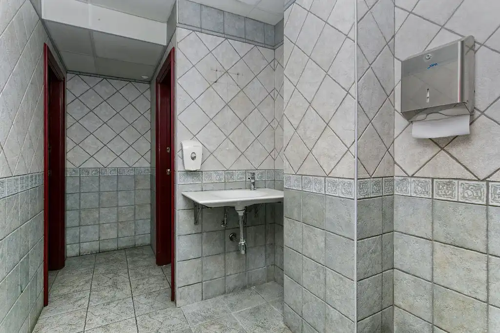 Business premises for sale in C/ Galileu, imagen 21