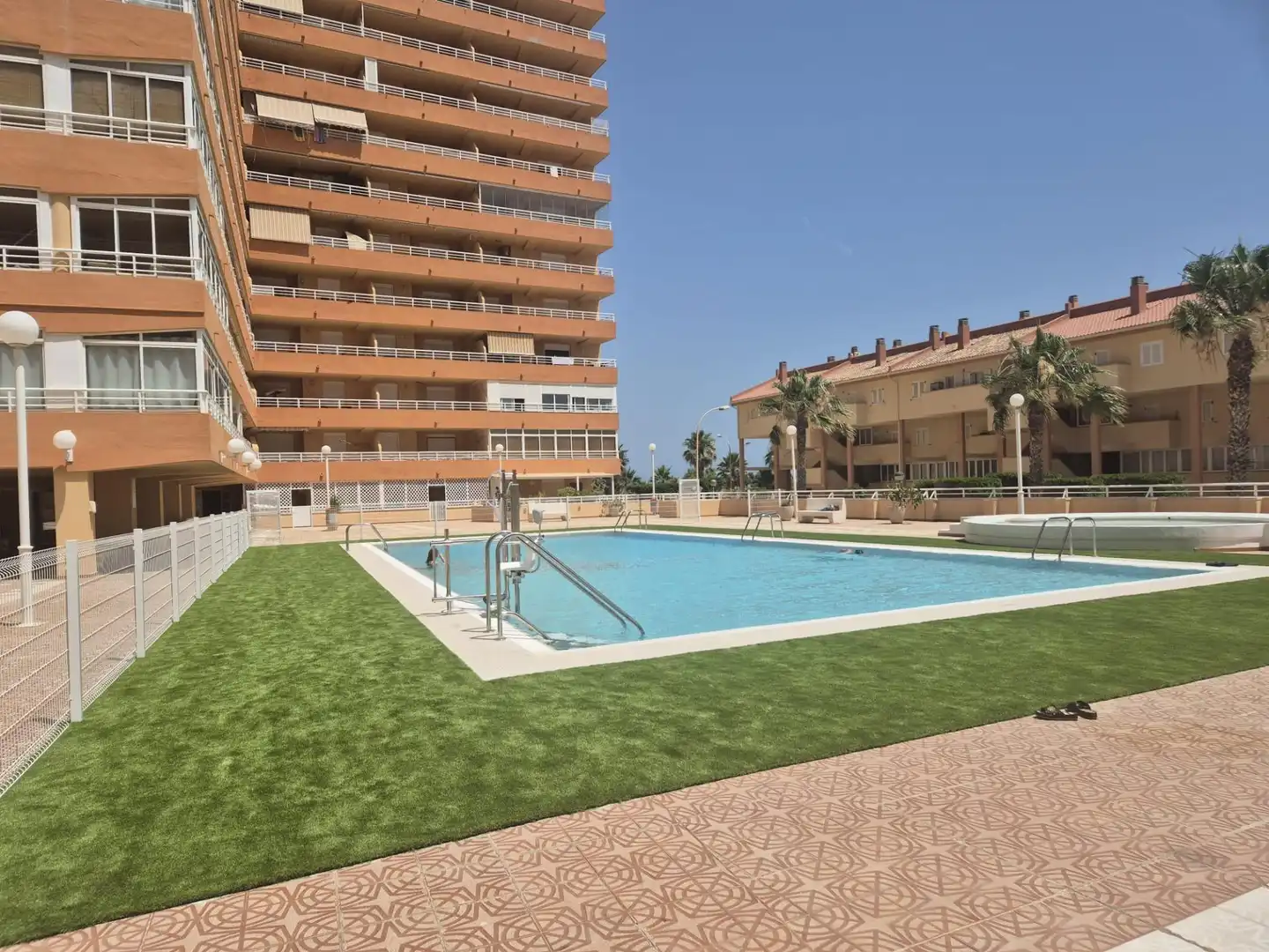 Piscina de Apartamento en venta en Tavernes de la Valldigna con Terraza y Piscina comunitaria