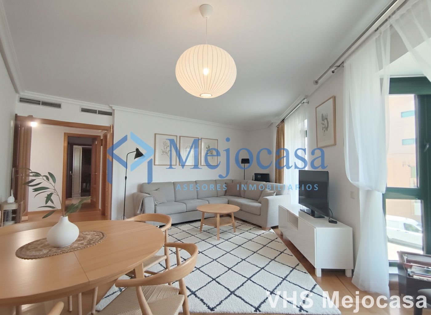 Living room of Flat for sale in  Madrid Capital  with Air Conditioner, Heating and Private garden