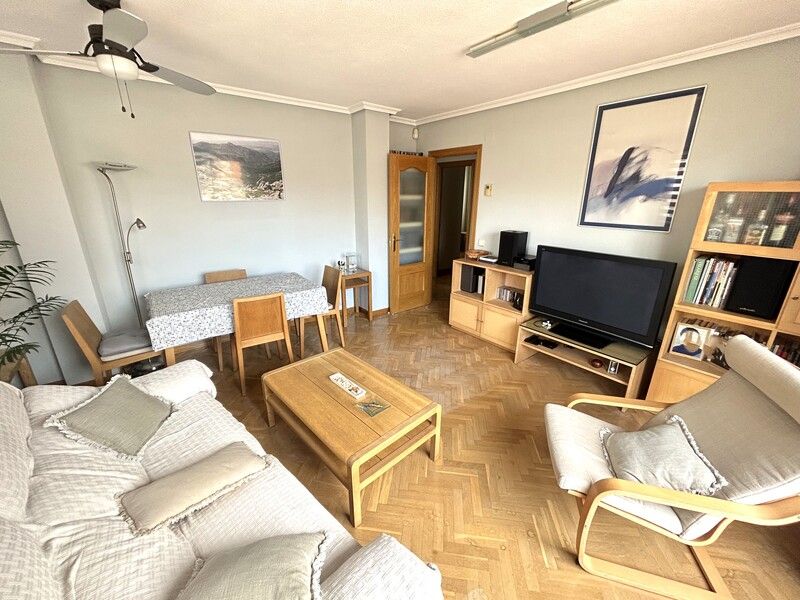 Sala de estar de Piso en venta en  Madrid Capital con Aire acondicionado, Calefacción y Terraza