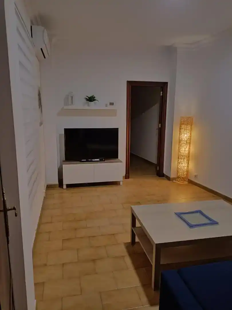 Sala de estar de Apartamento en venta en Moguer con Aire acondicionado, Amueblado y Microondas