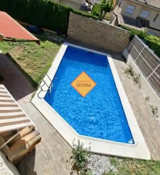 Piscina de Casa o chalet en venta en Paterna con Aire acondicionado, Calefacción y Jardín privado