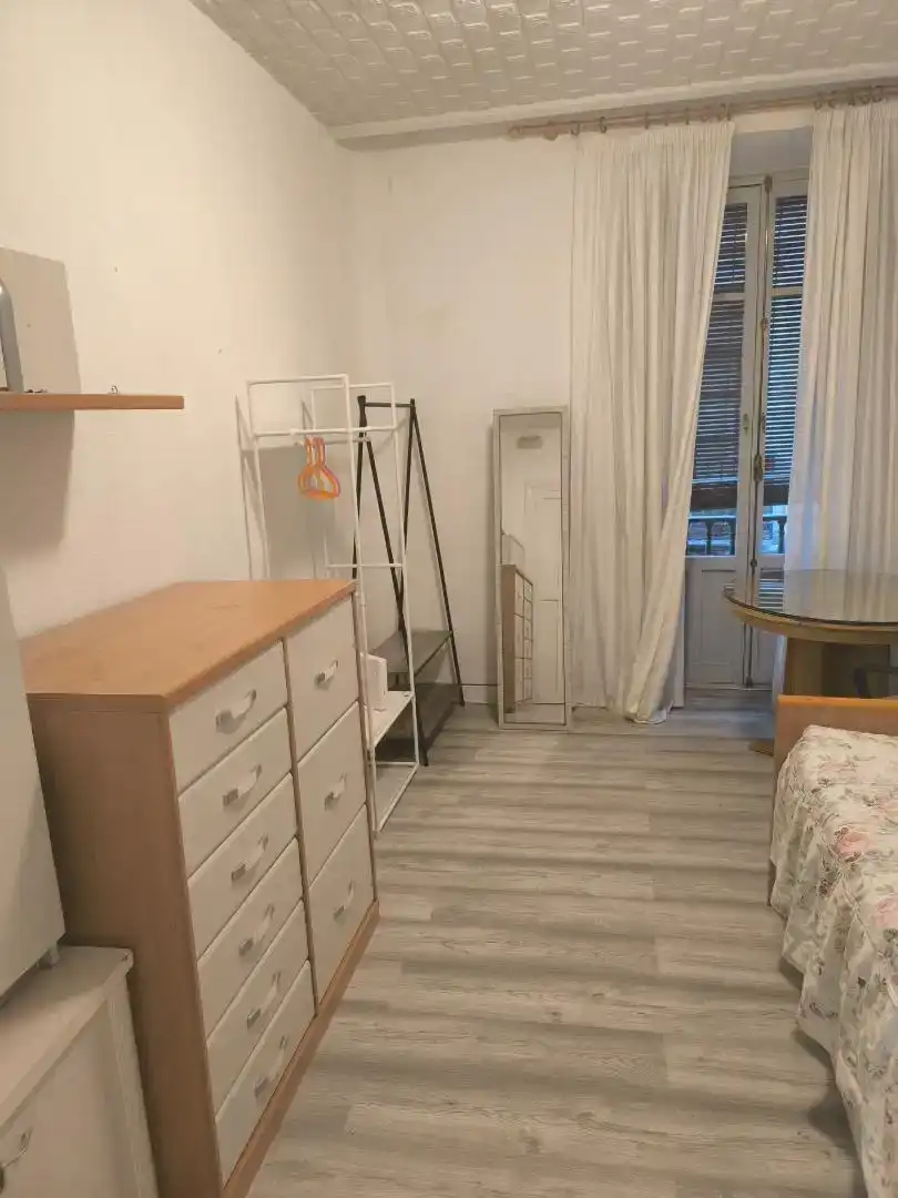 Schlafzimmer von Wohnung zur Miete in  Granada Capital mit Balkon