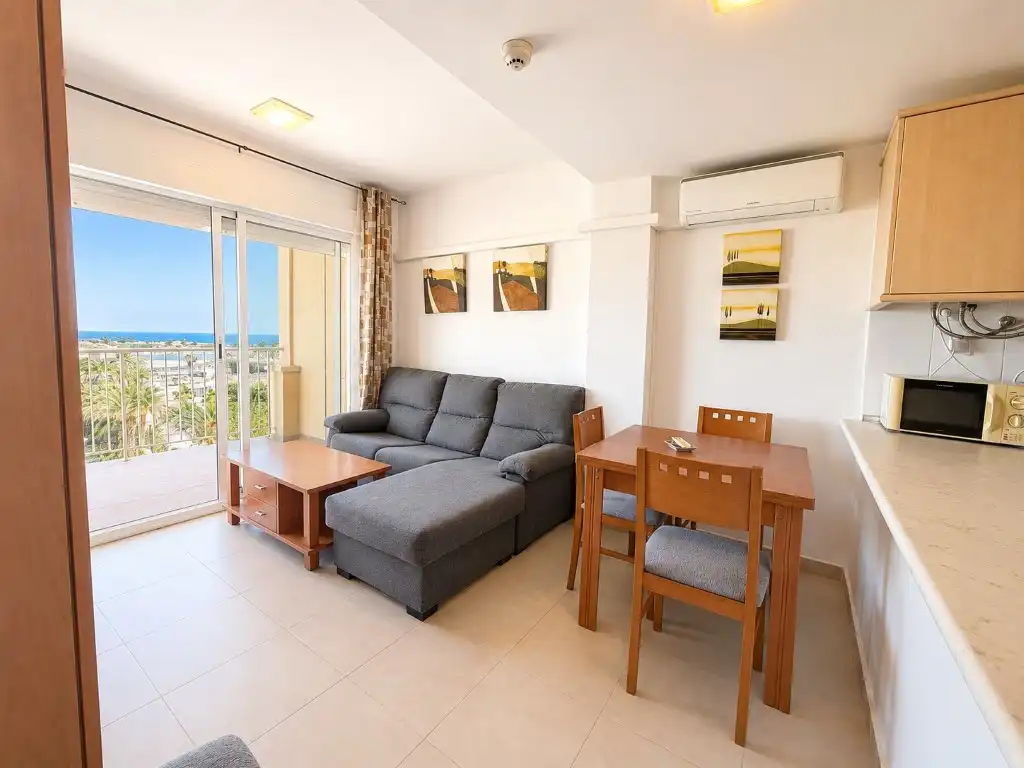 Sala de estar de Apartamento en venta en La Manga del Mar Menor con Piscina