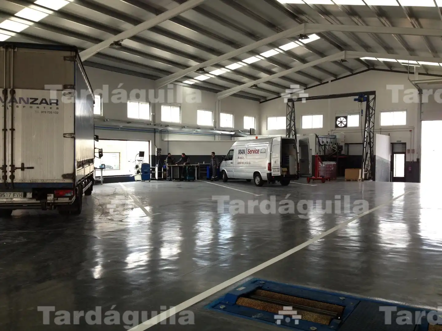 Industrial building for sale in Villares de la Reina, imagen 3