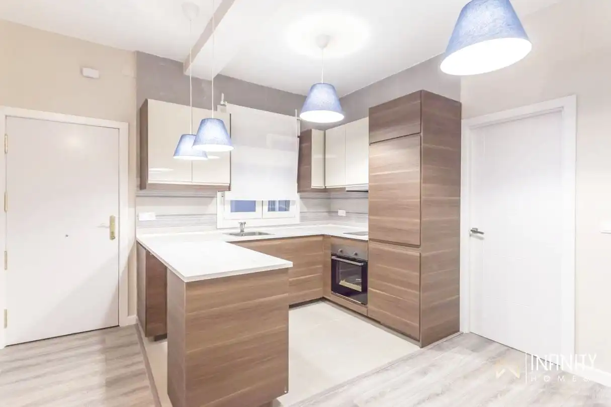 Cocina de Piso de alquiler en Bilbao  con Calefacción