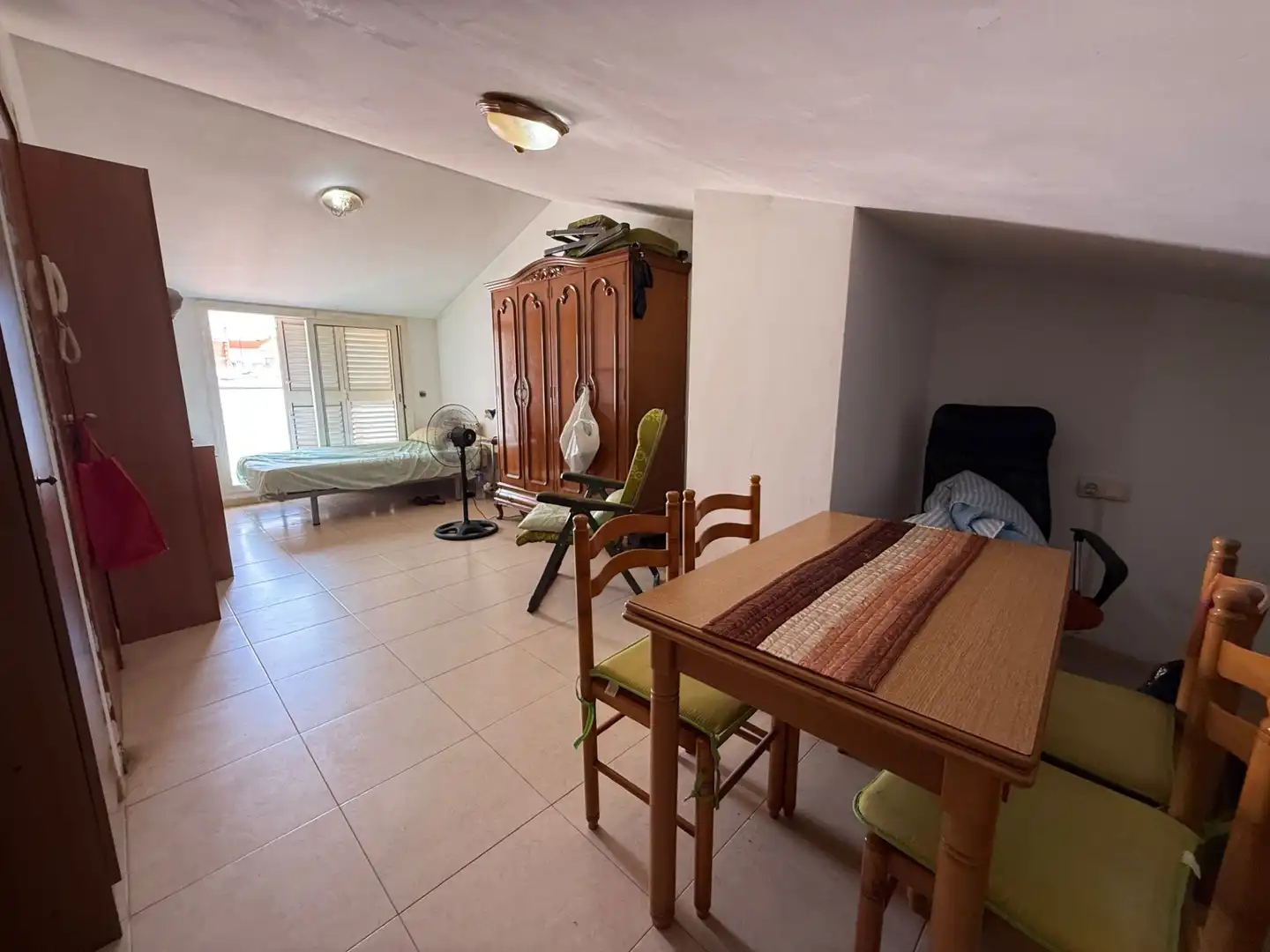 Dúplex en venta en Pineda de Mar con Calefacción, Terraza y Horno