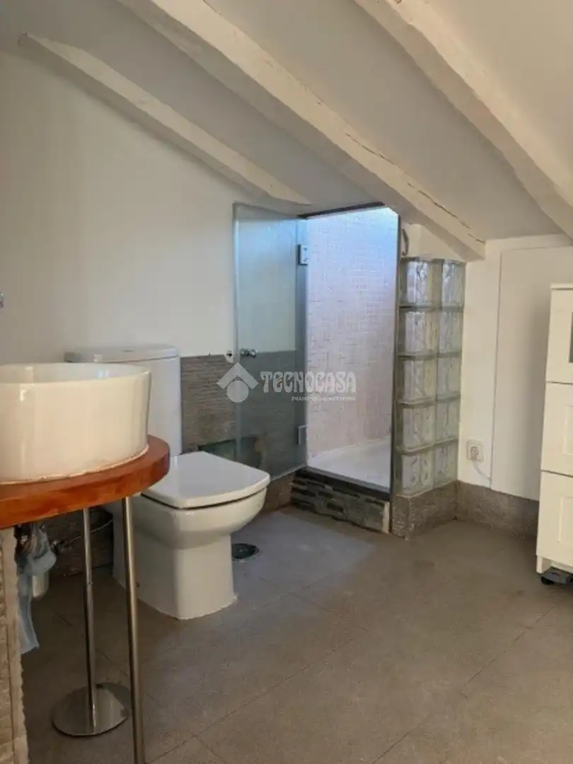 Baño de Estudio de alquiler en Madrid