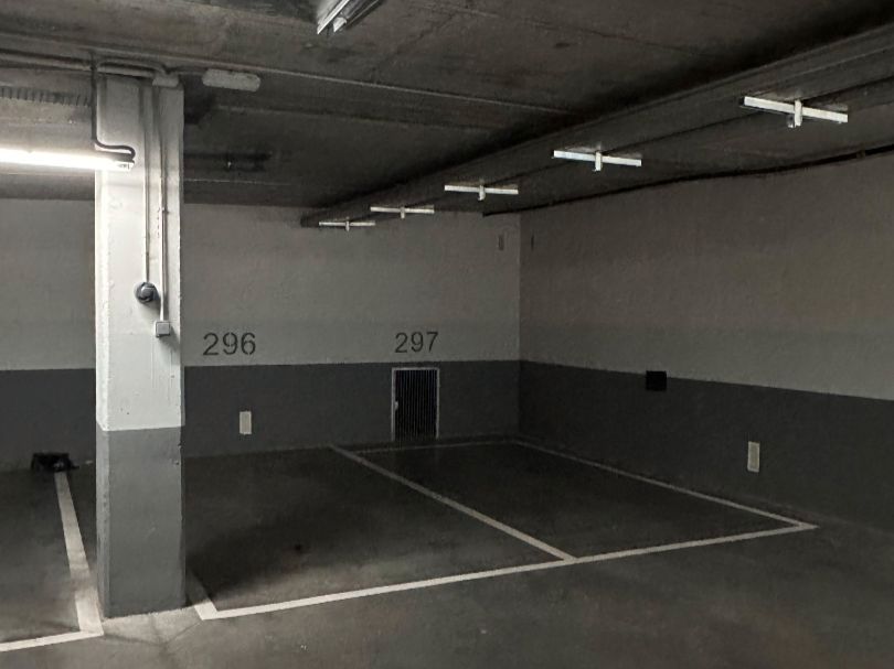Parking of Garage to rent in  Madrid Capital