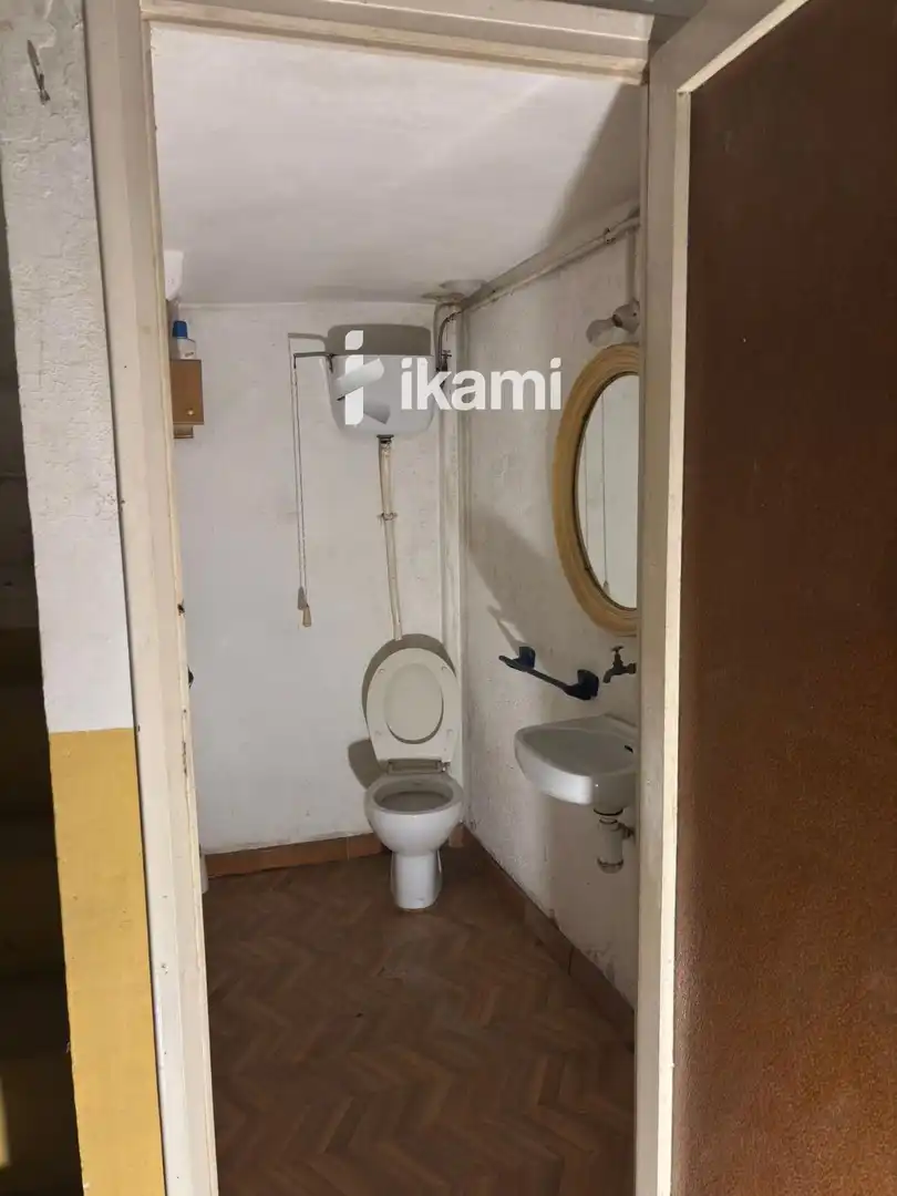 Badezimmer von Geschaftsraum zum Verkauf in Barcelona