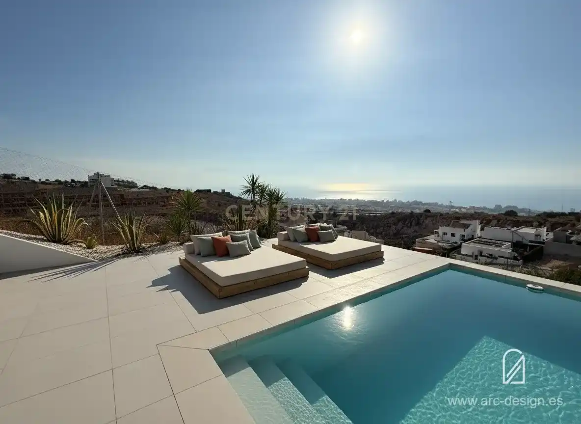 Piscina de Casa o xalet en venda en Benalmádena amb Aire condicionat, Piscina i Rentadora