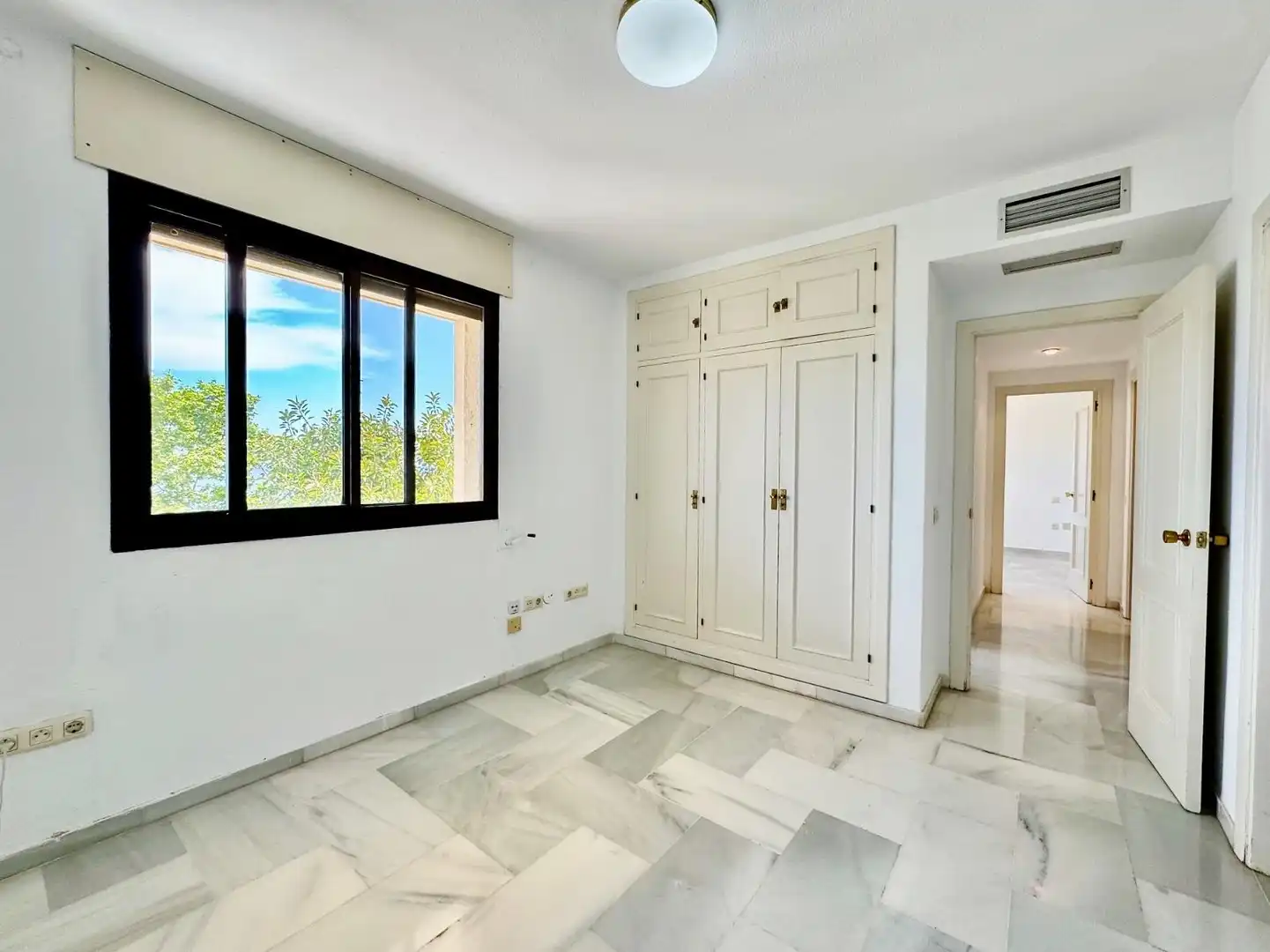 Apartment with terrace for sale in El Bajondillo, imagen 10