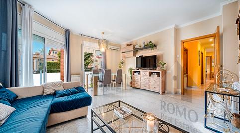 Foto 4 de Piso en venta en Carrer de Lluís Millet, Santa Perpètua de Mogoda, Barcelona