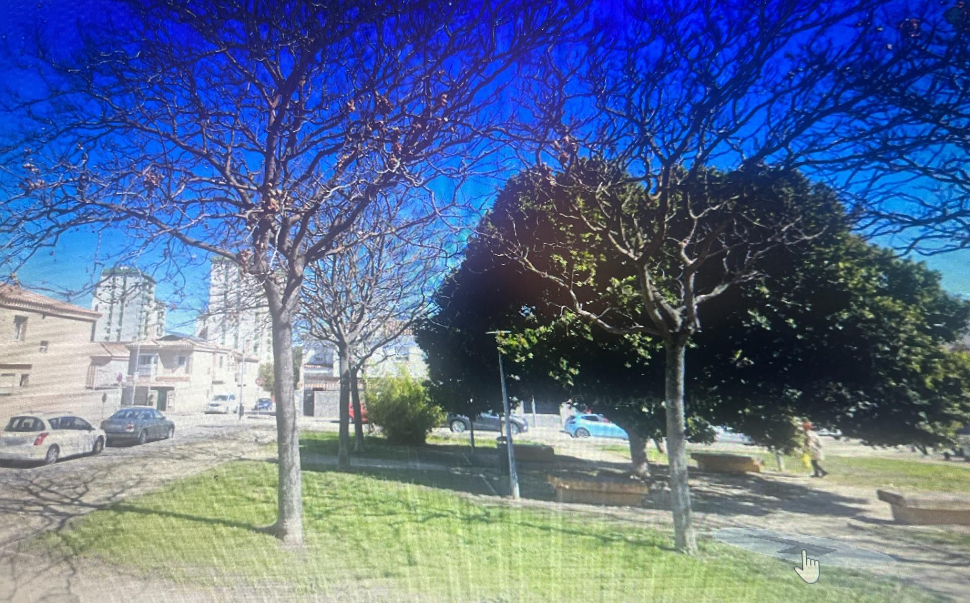 Vista exterior de Casa adosada en venda en Jerez de la Frontera amb Jardí privat i Terrassa