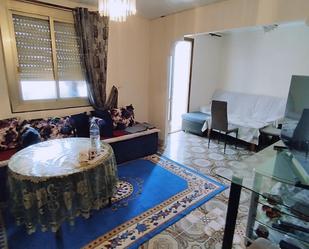 Sala d'estar de Pis en venda en Alicante / Alacant amb Jardí privat