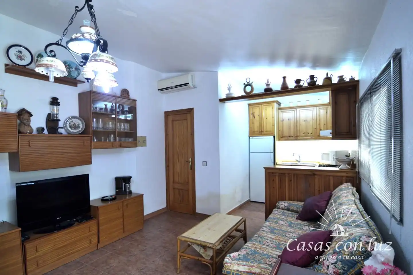 Sala de estar de Finca rústica en venta en Zaragoza con Aire acondicionado, Jardín privado y Amueblado