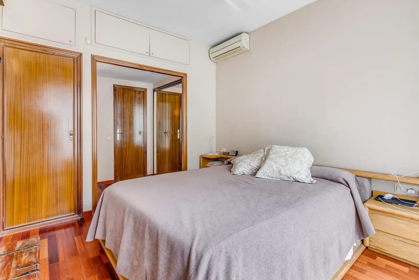 Habitación de Piso en venta en Barcelona con Aire acondicionado, Calefacción y Parquet