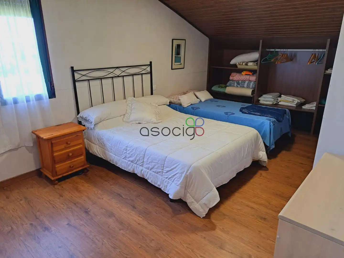 Habitación de Casa o chalet en venta en Solanillos del Extremo con Calefacción, Trastero y Piscina