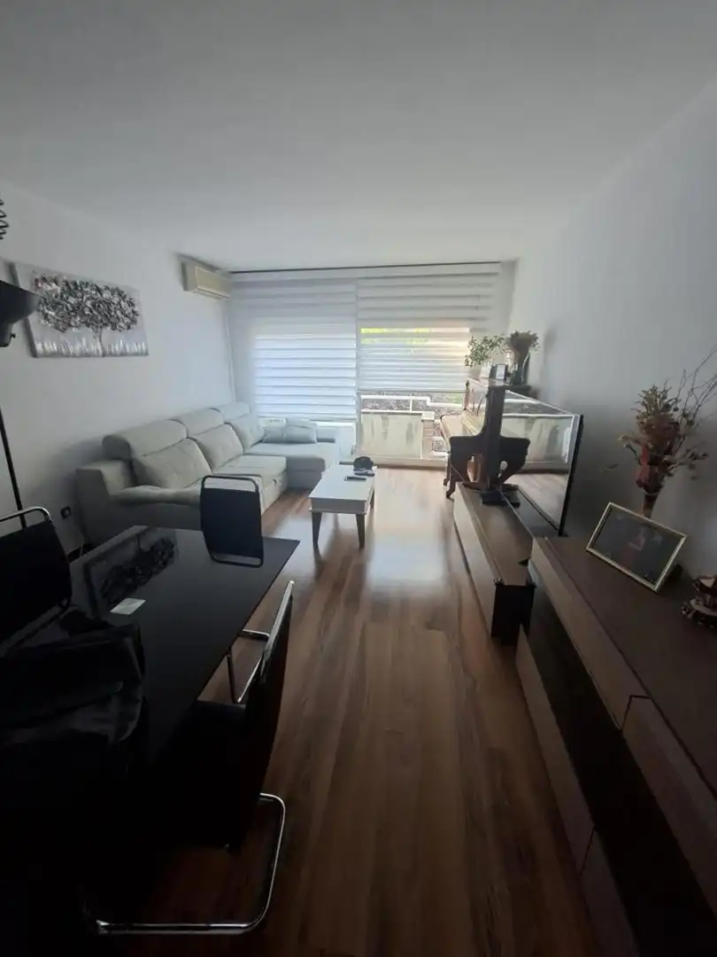 Sala de estar de Casa o chalet en venta en Sabadell con Calefacción, Parquet y Terraza