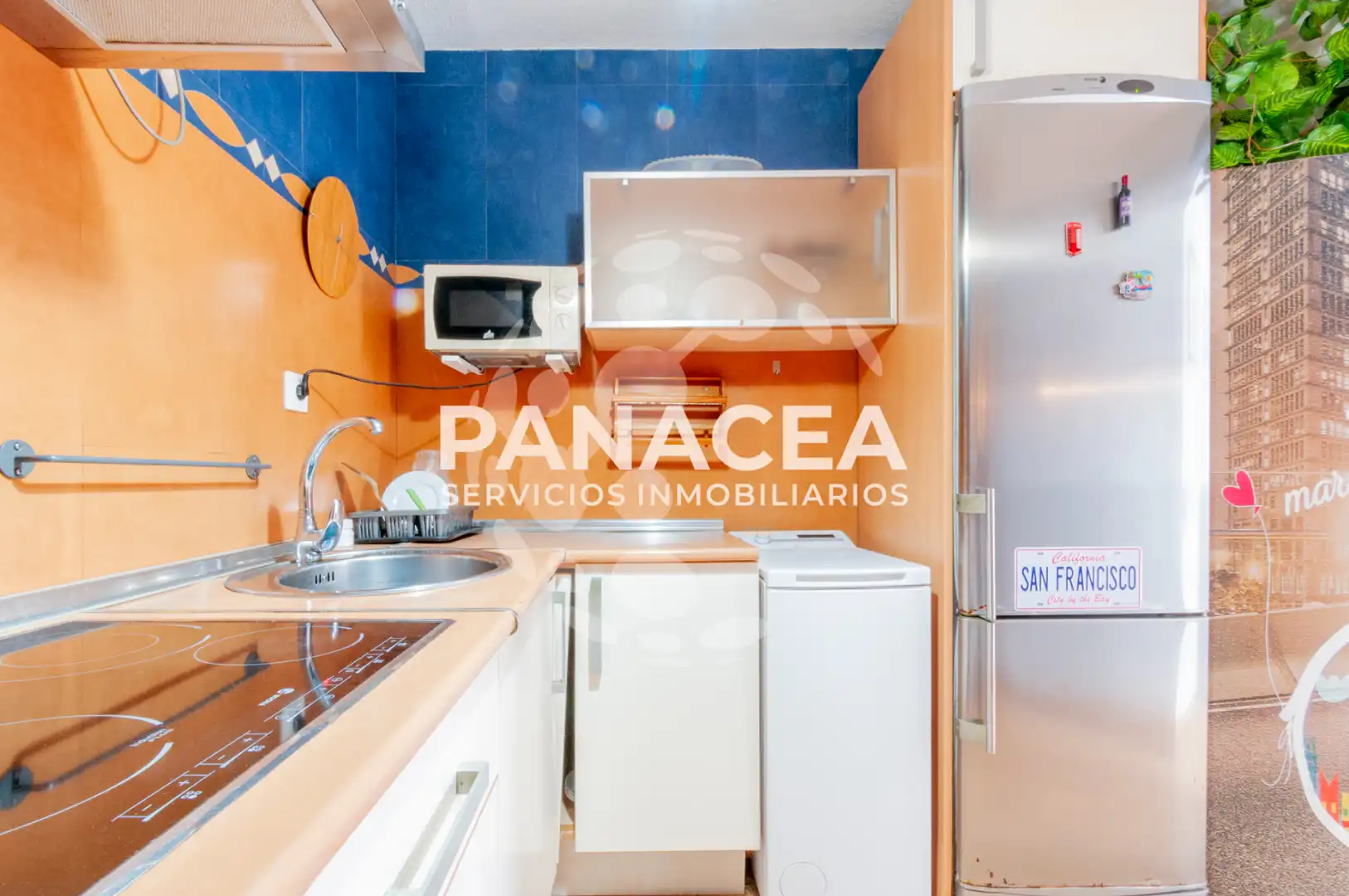 Kitchen of Flat for sale in Almería  with Furnished, Washing machine and Microwave