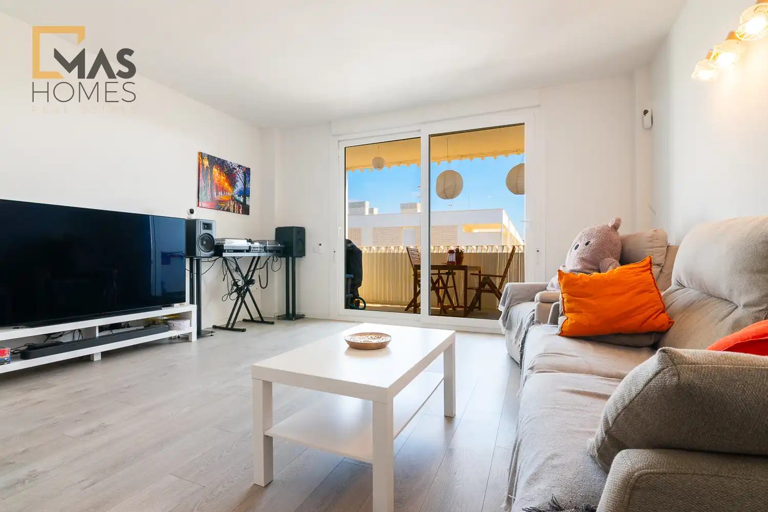 Sala de estar de Ático en venta en Salou con Aire acondicionado, Calefacción y Jardín privado