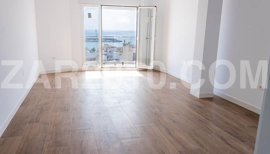 Foto 1 de Àtic en venda a Avenida de Andalucía, Playa de Garrucha, Almería