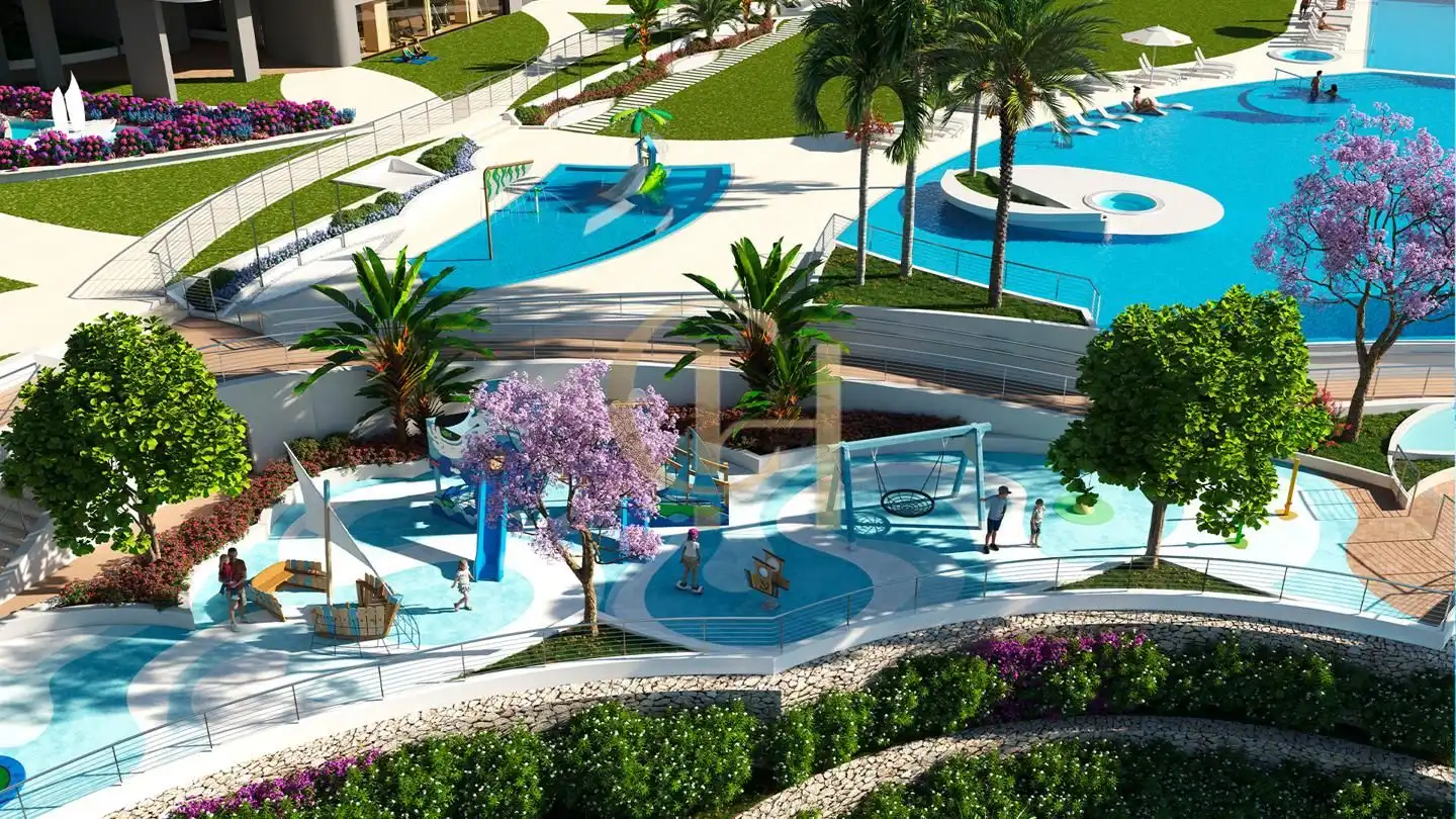 Piscina de Piso en venta en Benidorm