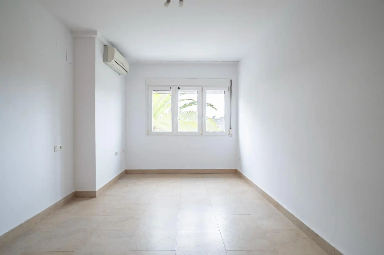 Piso en venta en Granada con Aire acondicionado y Calefacción