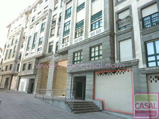 Local comercial en Venta en Calle Tomás Crespo Frígilis en La Ería