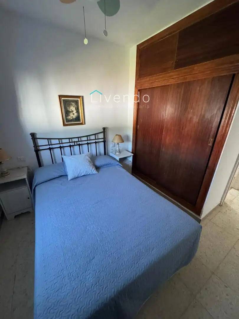 Dormitori de Casa o xalet en venda en Chiclana de la Frontera amb Jardí privat, Piscina i Piscina comunitària