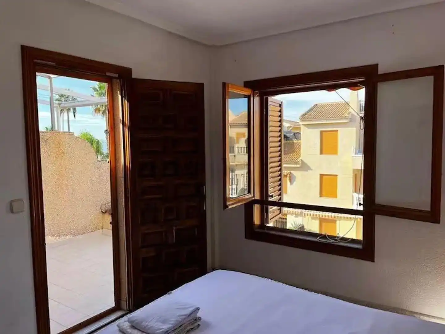 Habitación de Casa o chalet de alquiler en Santa Pola con Amueblado, Lavadora y Microondas
