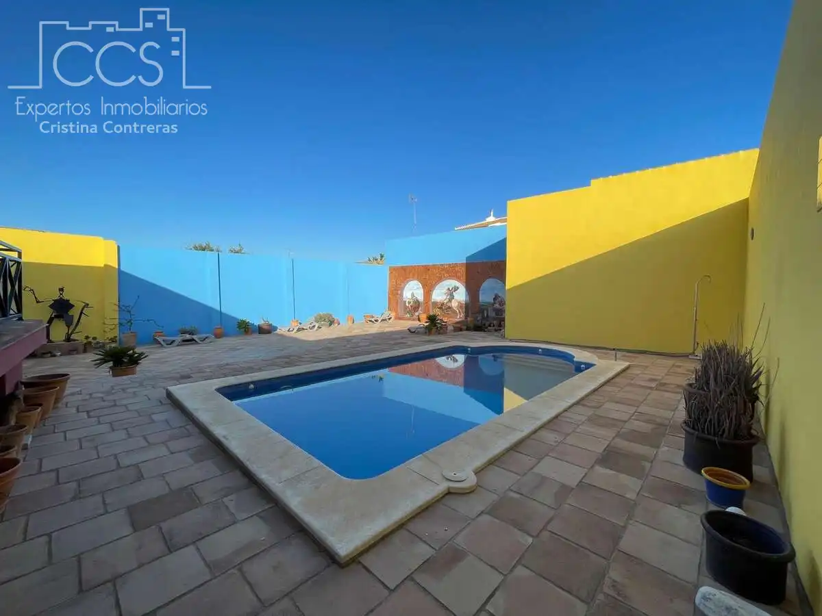 Adossat amb piscina en venda a Bollullos Par del Condado, imagen 10