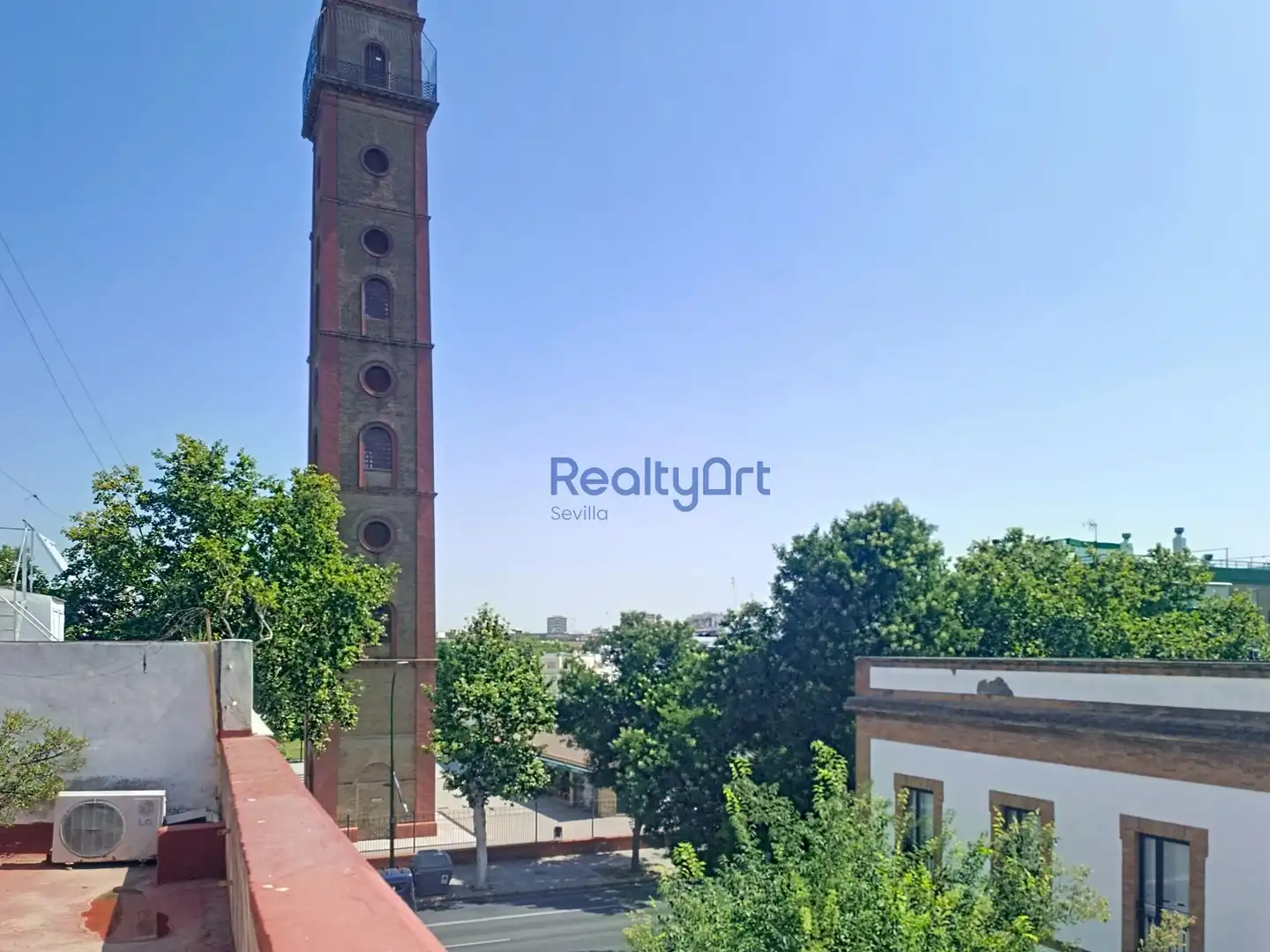 Vista exterior de Piso de alquiler en Sevilla con Aire acondicionado, Terraza y Amueblado