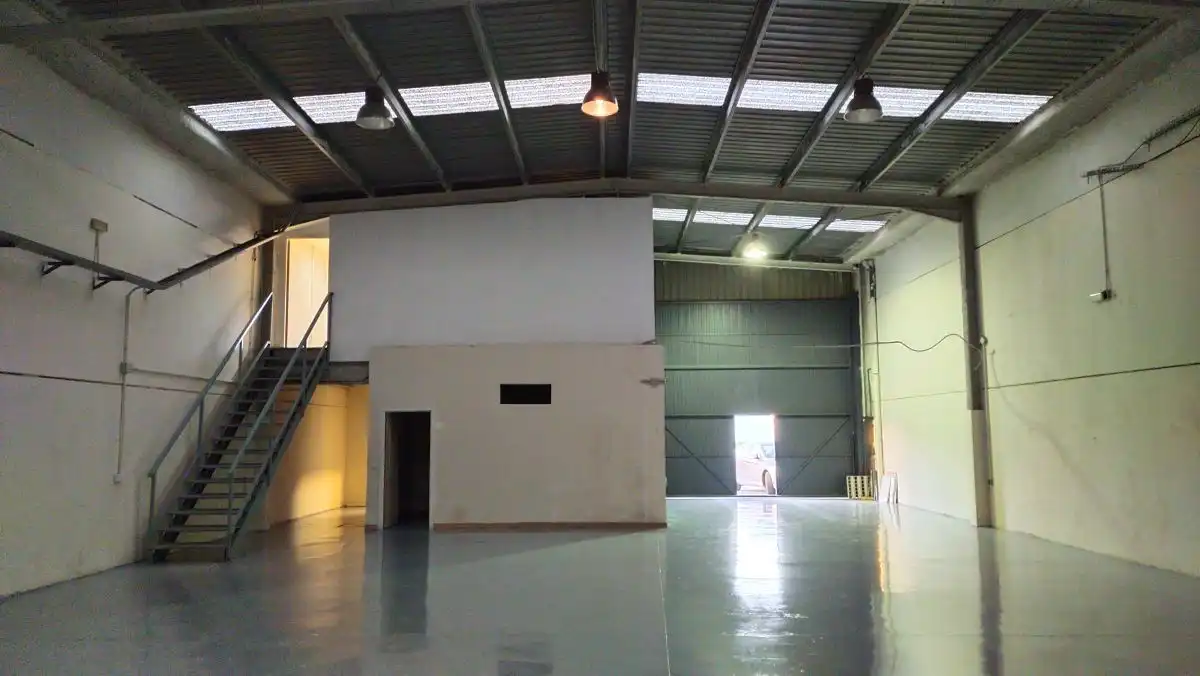 Industriegebäude zur Miete in La Paz