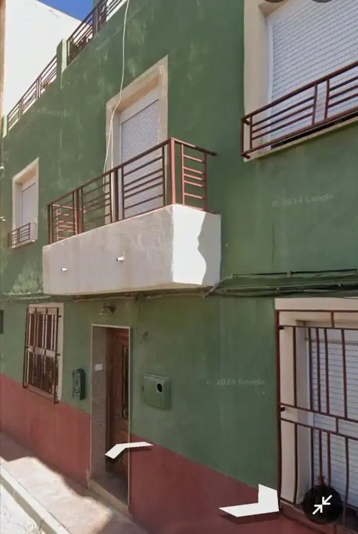 Vista exterior de Casa adosada en venda en Blanca amb Balcó