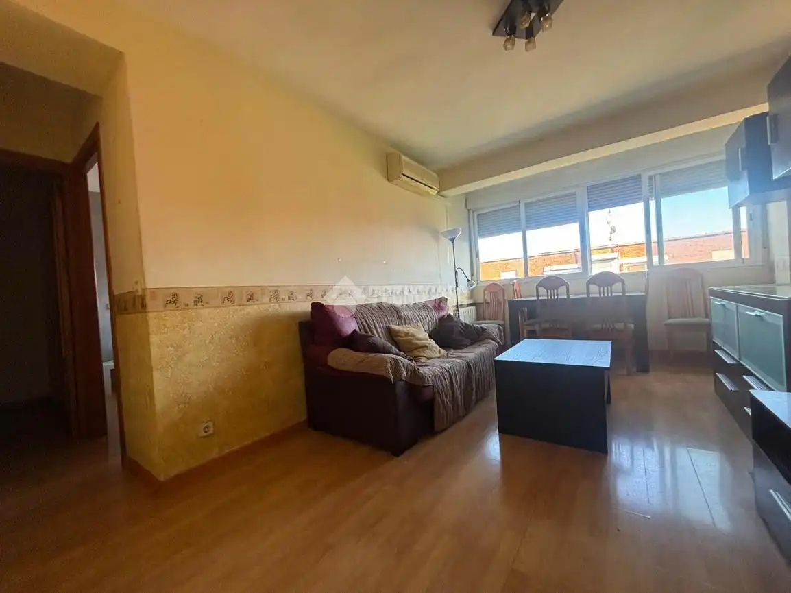 Sala d'estar de Pis en venda en Madrid amb Aire condicionat i Calefacció