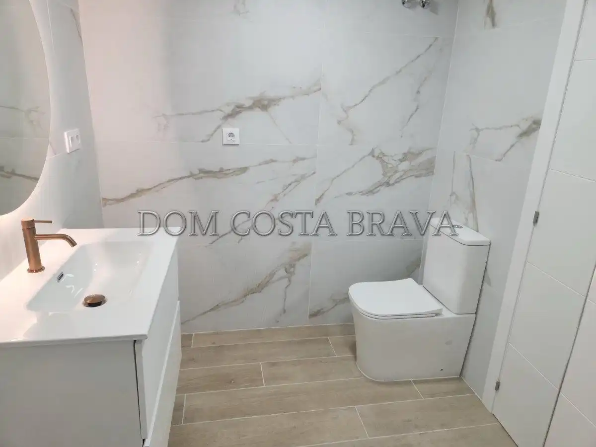 Dúplex con terraza en venta en Carrer Andreu Tuyet i Santamaria, imagen 11