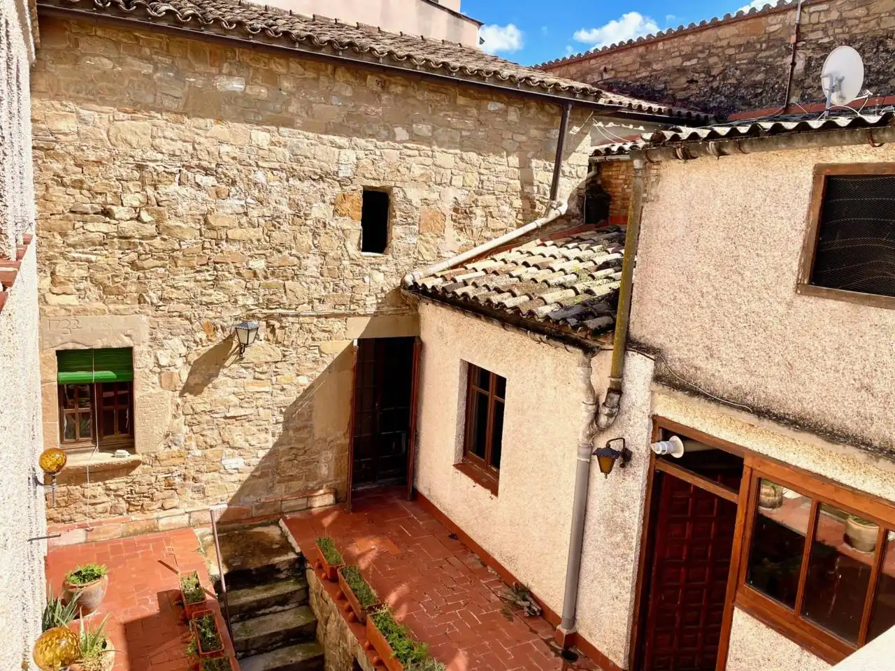 Vista exterior de Finca rústica en venda en Castellgalí amb Calefacció, Jardí privat i Terrassa
