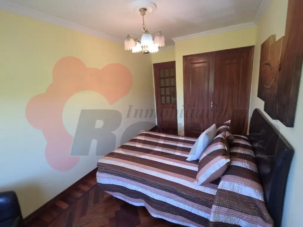 Habitación de Casa o chalet en venta en Lugo con Terraza y Amueblado