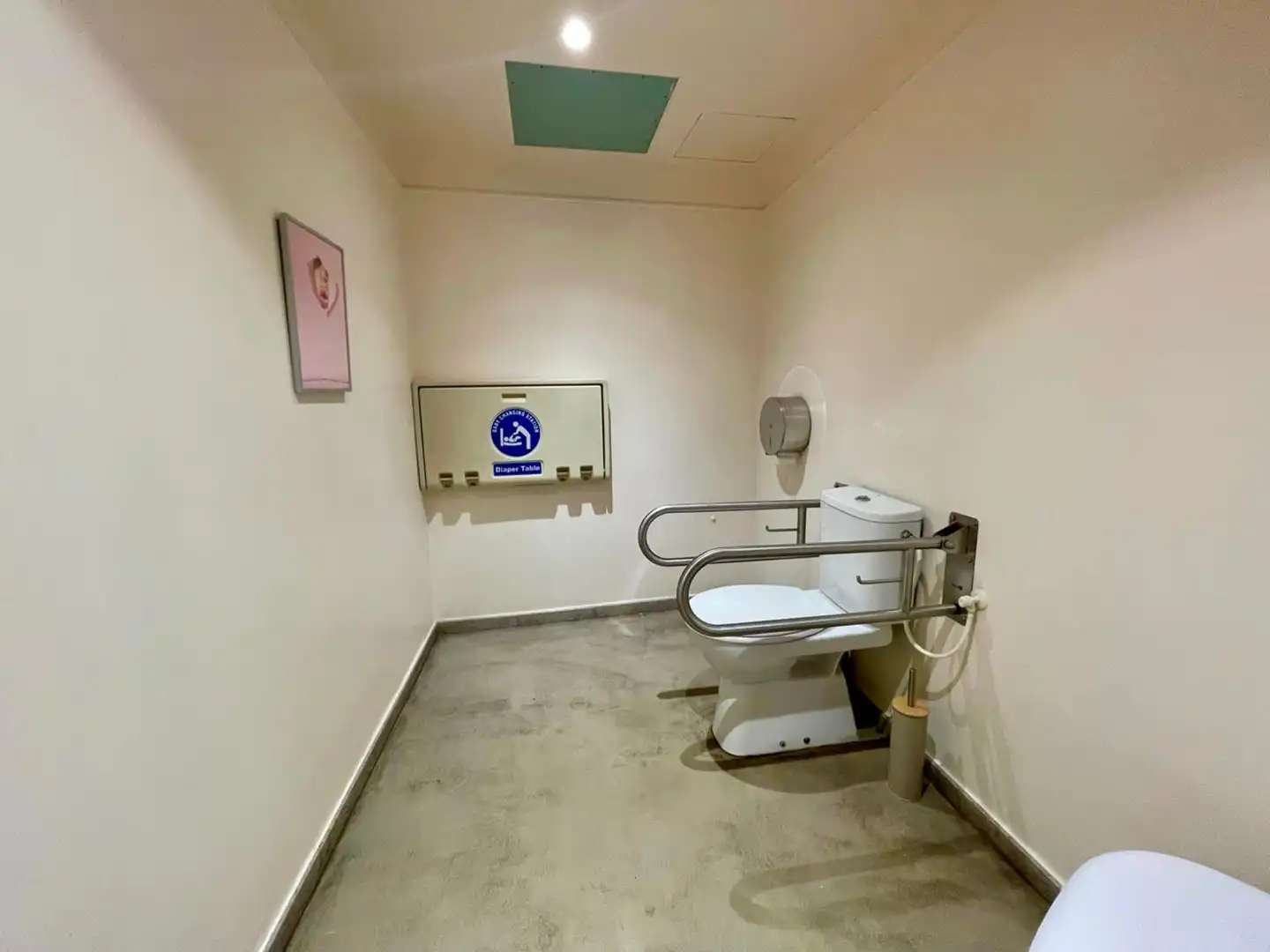 Commercial properties for transfer in Avinyo, Barri Gòtic