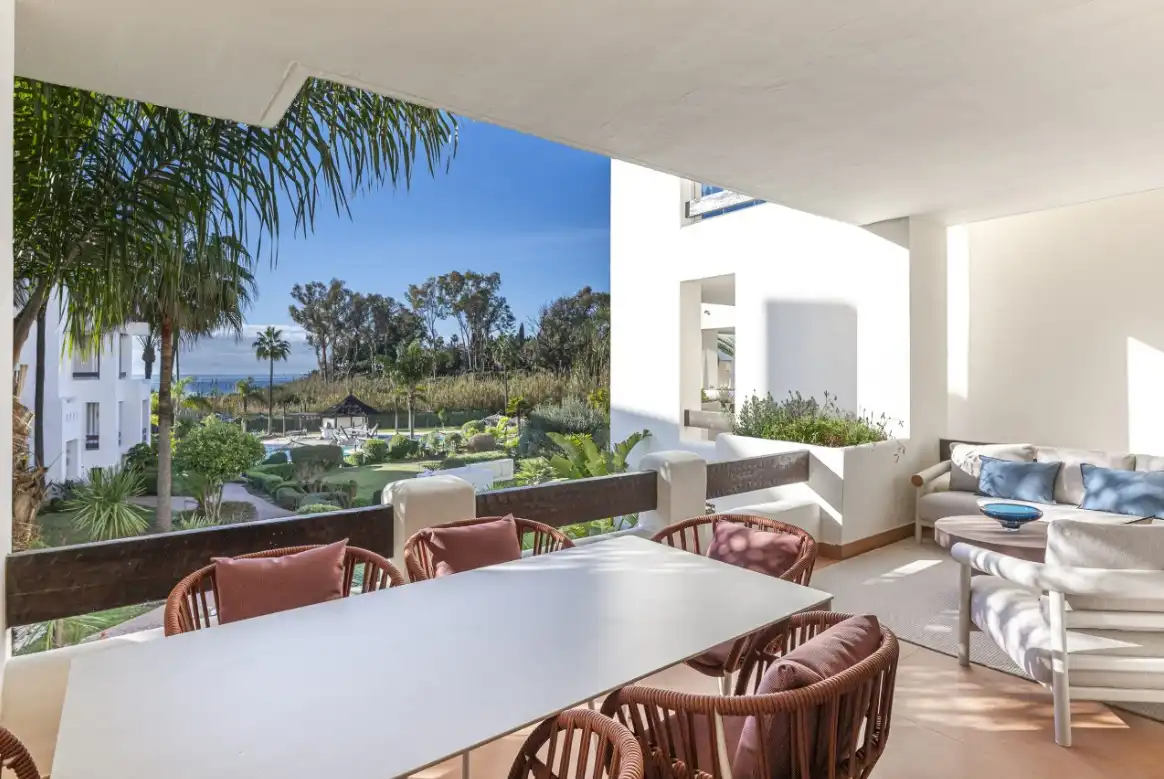 Terrace of Flat for sale in Estepona  with Air Conditioner, Heating and Private garden