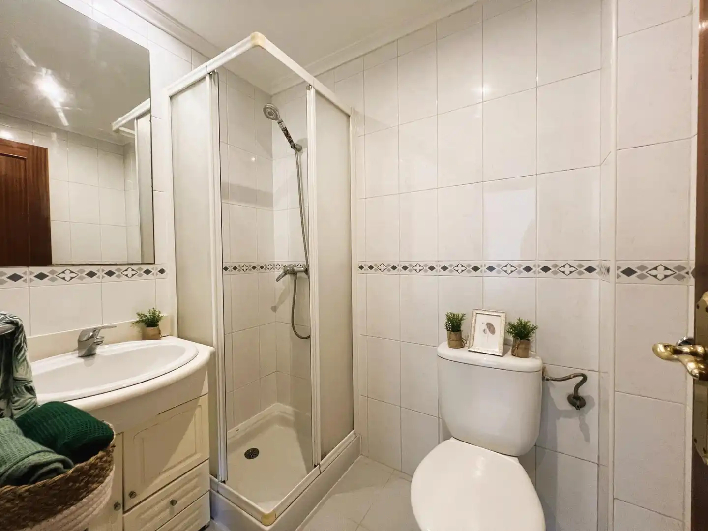 Baño de Piso en venta en Santander con Calefacción