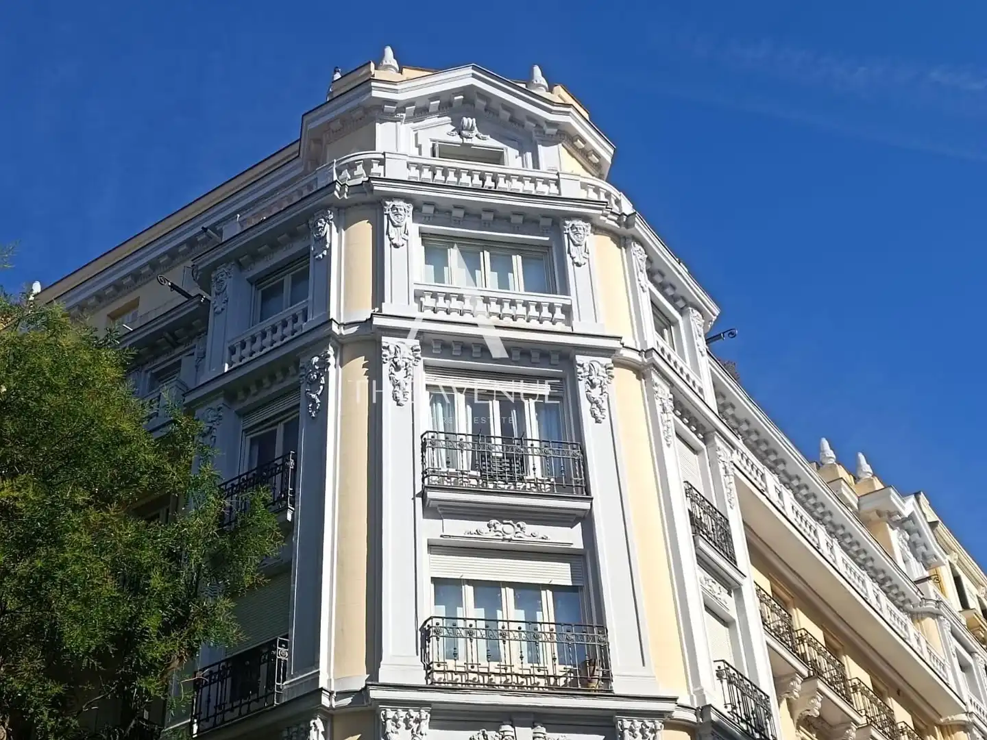 Vista exterior de Estudio en venta en Madrid con Aire acondicionado, Calefacción y Amueblado