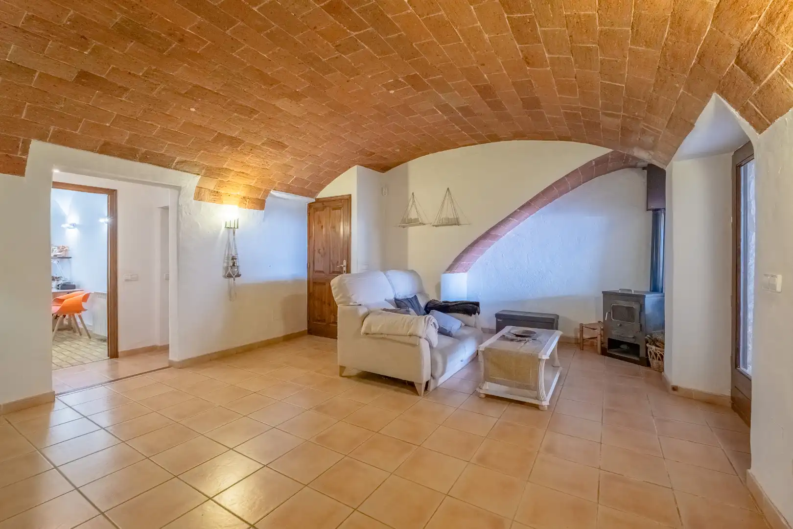 Wohnzimmer von Country house zum Verkauf in Pals