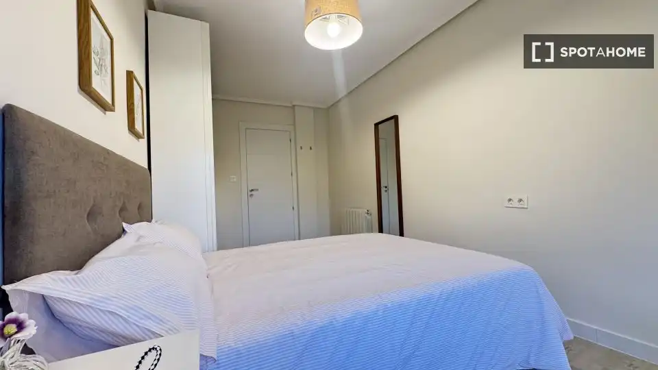Room in La Peña