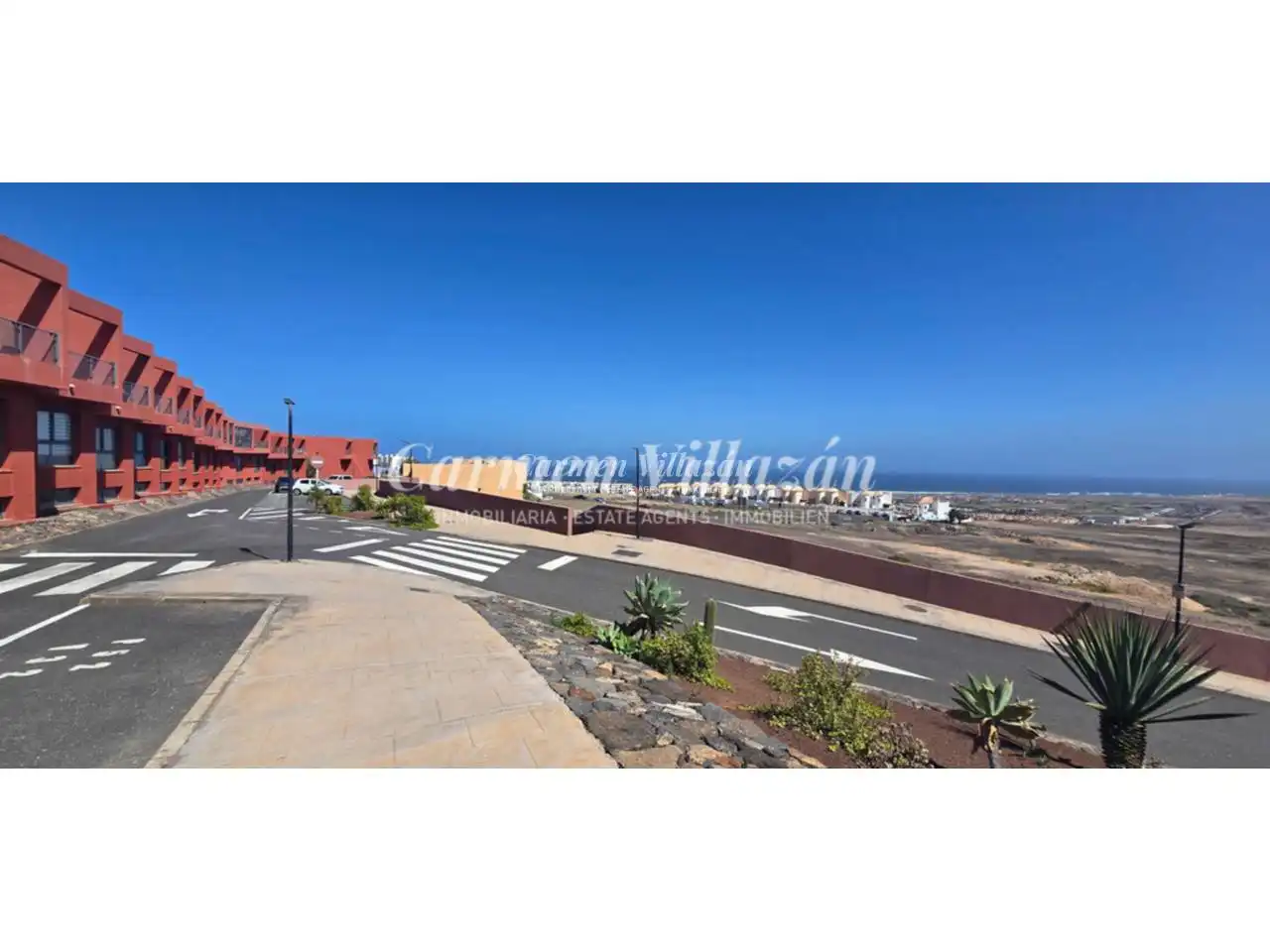 Vista exterior de Dúplex en venta en Antigua con Aire acondicionado, Terraza y Amueblado