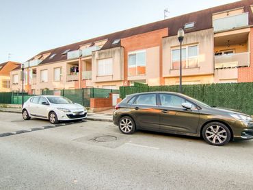 Gewerbefläche zum Verkauf in PARAYO